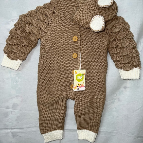 NWT 12-18 months JunNeng cable knit romper with hood (& ears)! 😊 - Picture 3 of 3